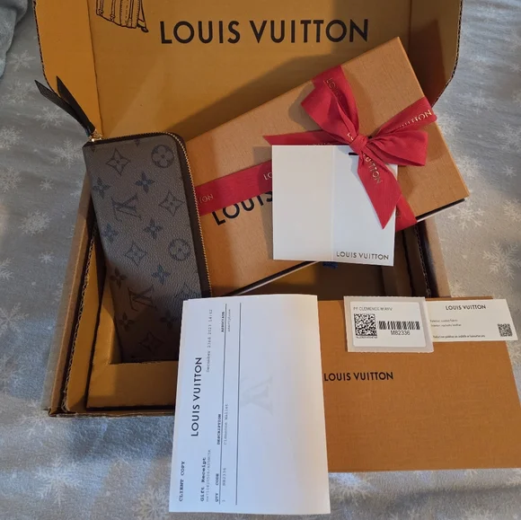 Louis Vuitton Reverse Monogram Clémence Wallet - Picture 1 of 10